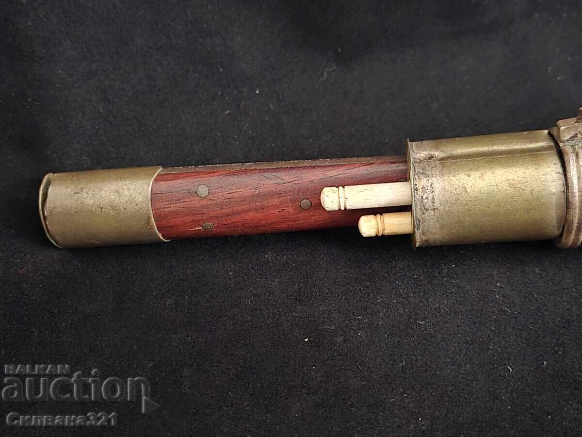 Δημοπρασία Μαχαίρι, Ξυλάκια φαγητού