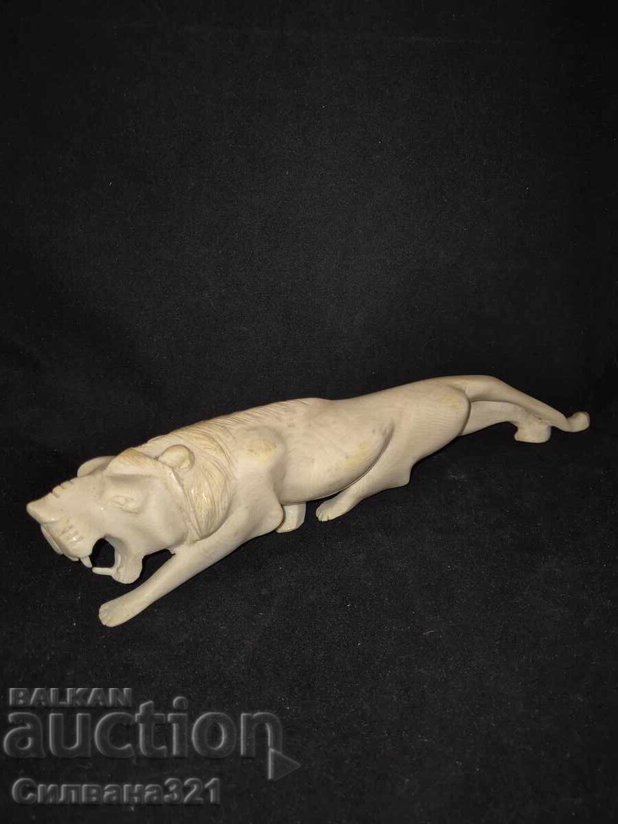 Доставка на Фигура от Сл. Кост