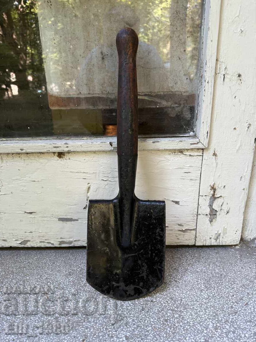 Lopata voĭnishka ruska SSSR cu preț € 15.00 | 29.34 BGN