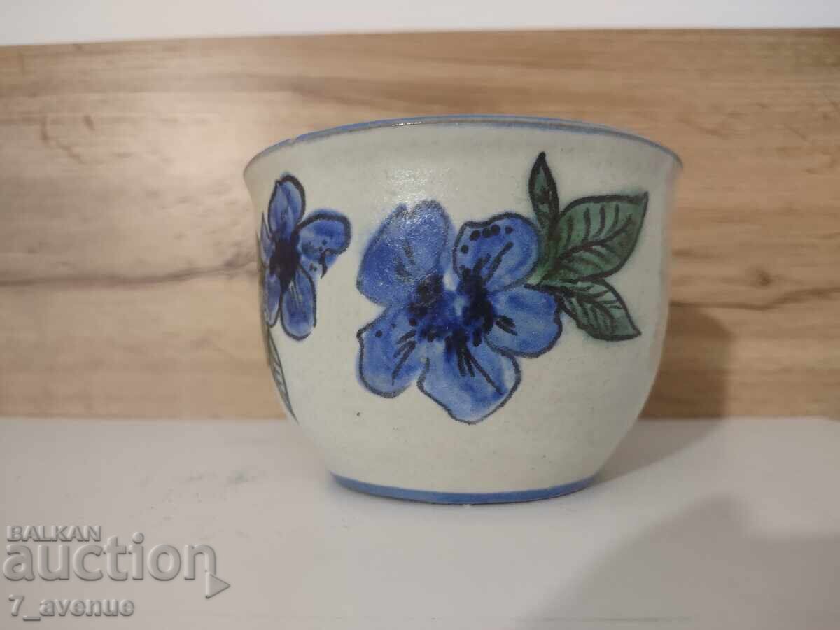 Licitație Ceașcă de cafea/ceai verde, ceramică fină, autor22.12.25 Licitație Ceașcă de cafea/ceai verde, ceramică fină, autor22.12.25