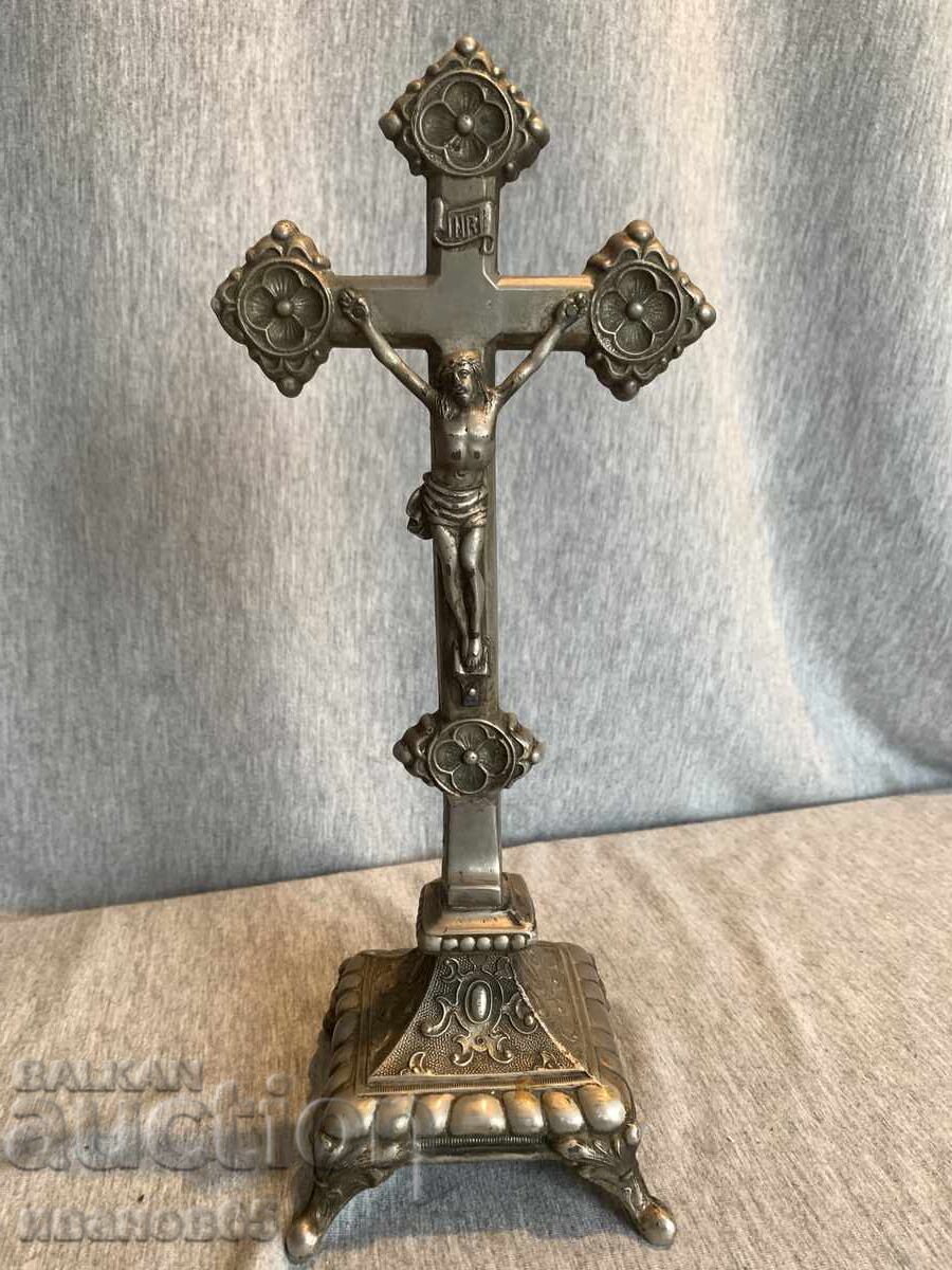 Vechi crucifix de masă Vechi crucifix de masă