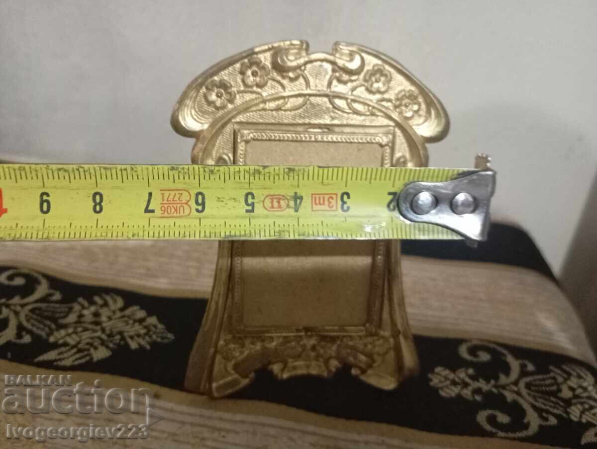 Licitație Ramă foto placată cu aur, Art Deco Licitație Ramă foto placată cu aur, Art Deco
