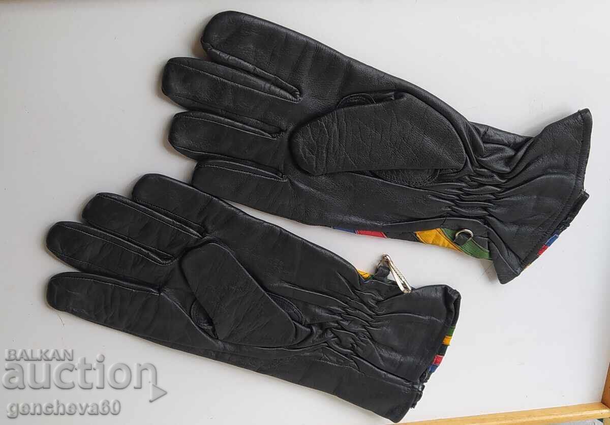 Мъжки скиорски нови ръкавици - естествена кожа с цена € 40.90 | 79.99 лв.