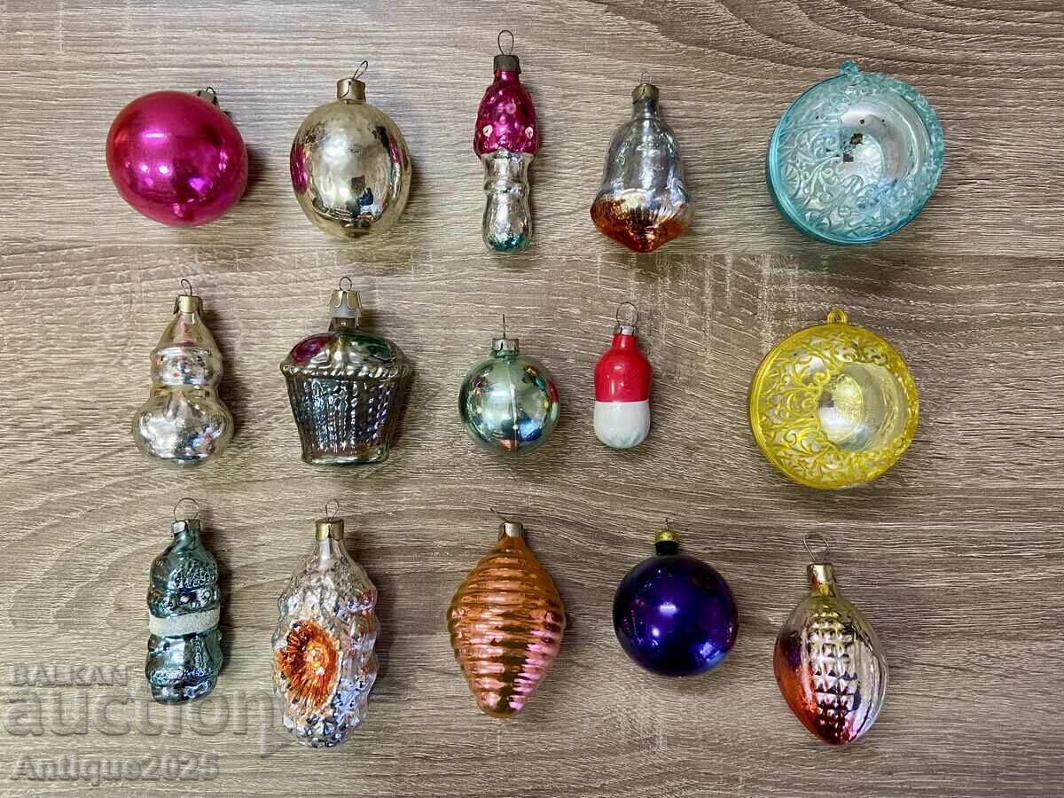 Jucării de Crăciun sovietice vintage pentru brad cu preț 10.00 BGN | € 5.11