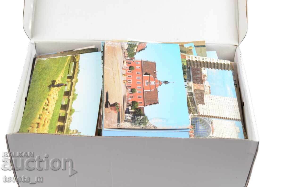 Ταχυδρομικές κάρτες και ευχετήριες κάρτες γεμάτο κουτί 30 x 18 x 13 εκ με τιμή € 10.23 | 20.01 BGN