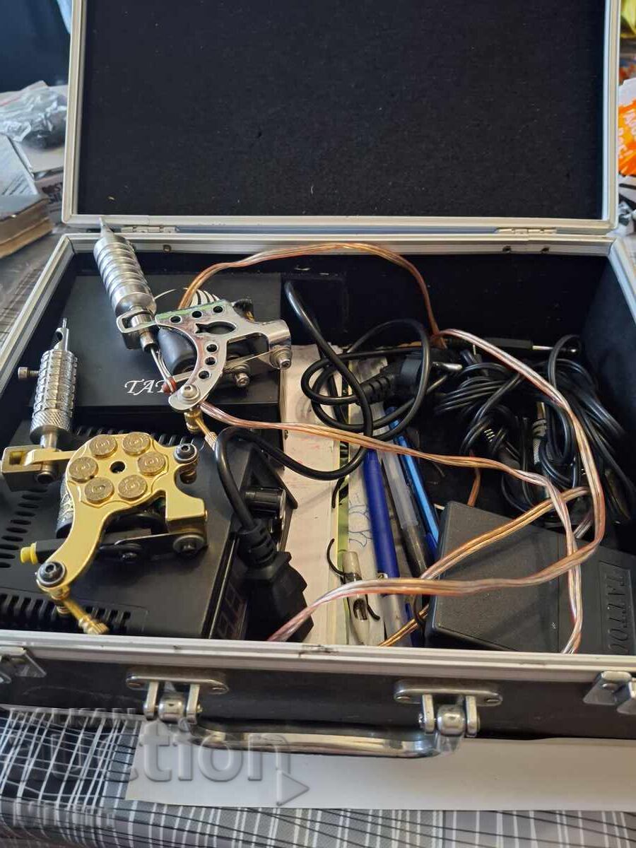 Машина за татуировки с цена € 41.41 | 80.99 лв.