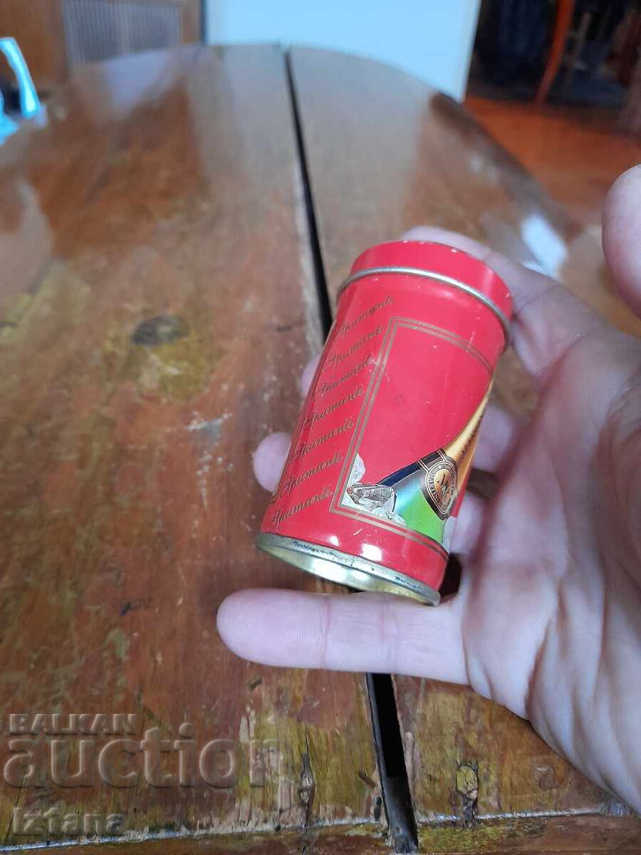 Cutie veche de Martini - 5