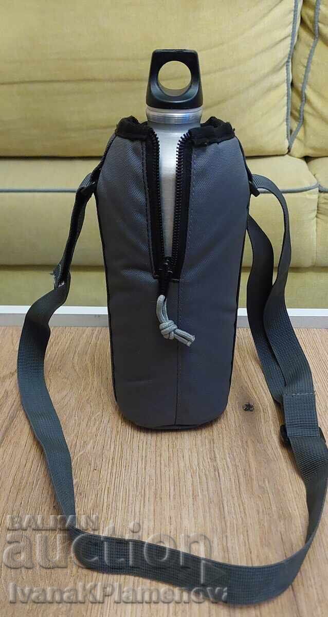 Aluminum bottle with thermal bag for connoisseurs