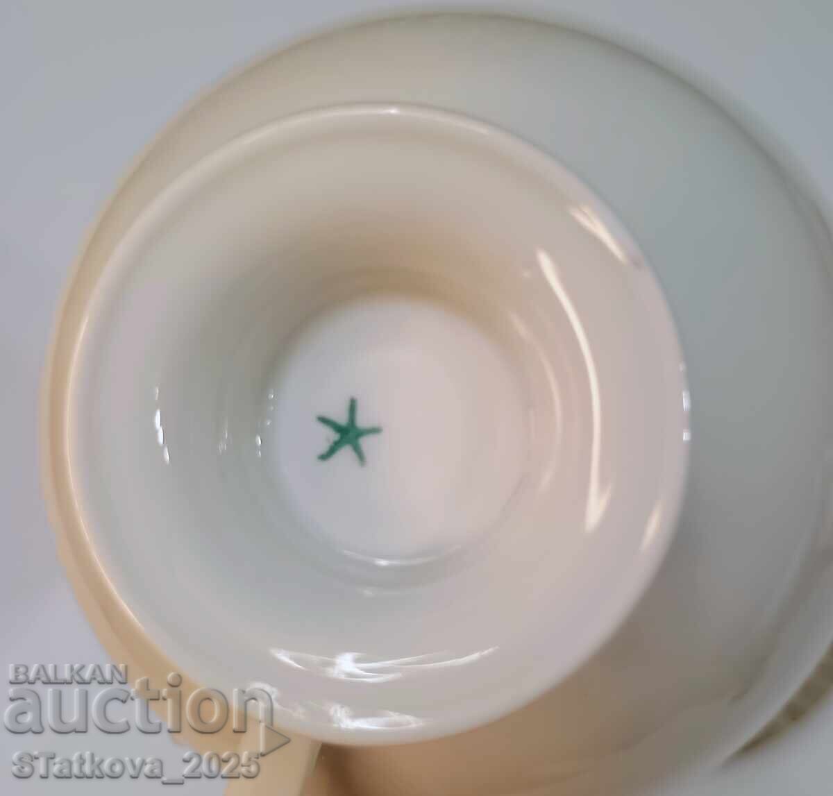 Delivery of Three-piece porcelain coffee set Delivery of Three-piece porcelain coffee set