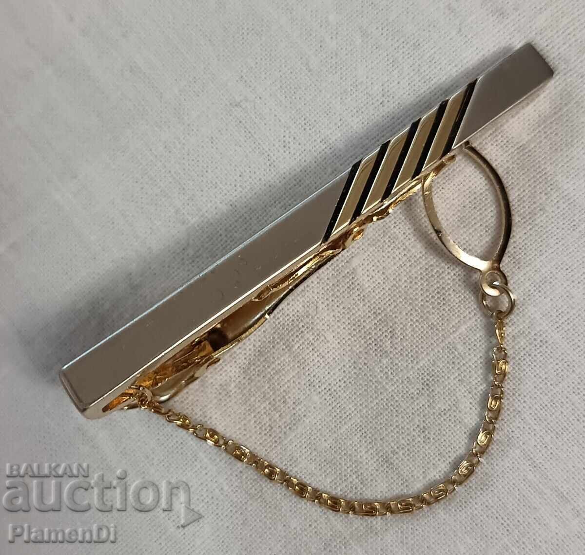 Щипка, игла за вратовръзка. Щипка, игла за вратовръзка.