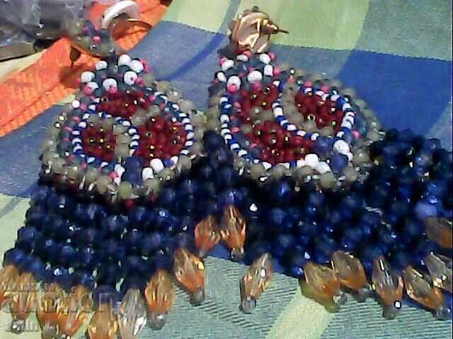 Delivery of Beautiful folk costume set