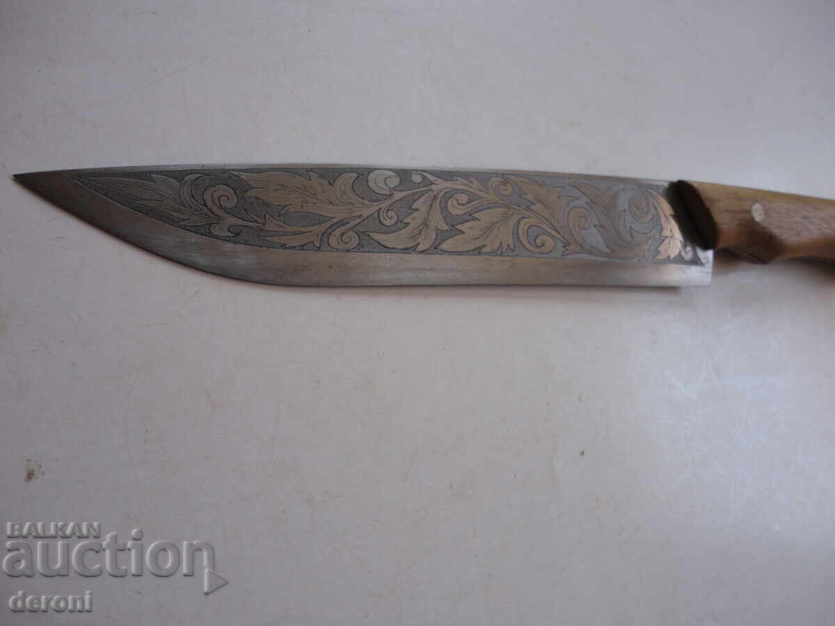 Страхотен ловен нож гравюри с цена € 40.90 | 79.99 лв. Страхотен ловен нож гравюри с цена € 40.90 | 79.99 лв.