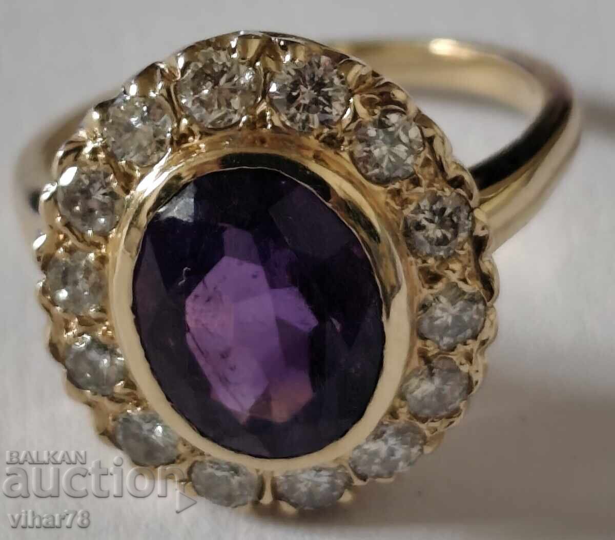 Inel de aur de 14 carate cu ametist și diamante cu preț € 1299.99 | 2542.57 BGN Inel de aur de 14 carate cu ametist și diamante cu preț € 1299.99 | 2542.57 BGN
