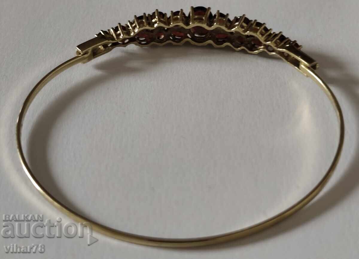 Gold bracelet 8 karat with garnet - 7