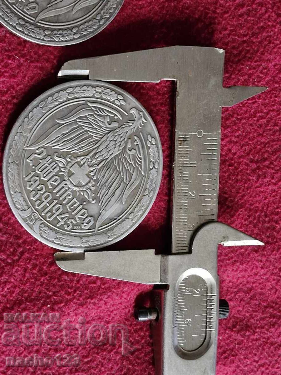 Δημοπρασία Ασημένια αναμνηστικά πλακέτες μετάλλια