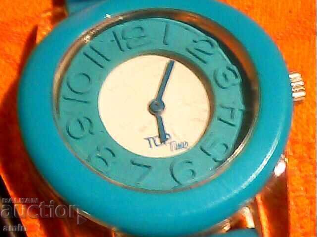 Delivery of 3pcs 4 watches all working Delivery of 3pcs 4 watches all working