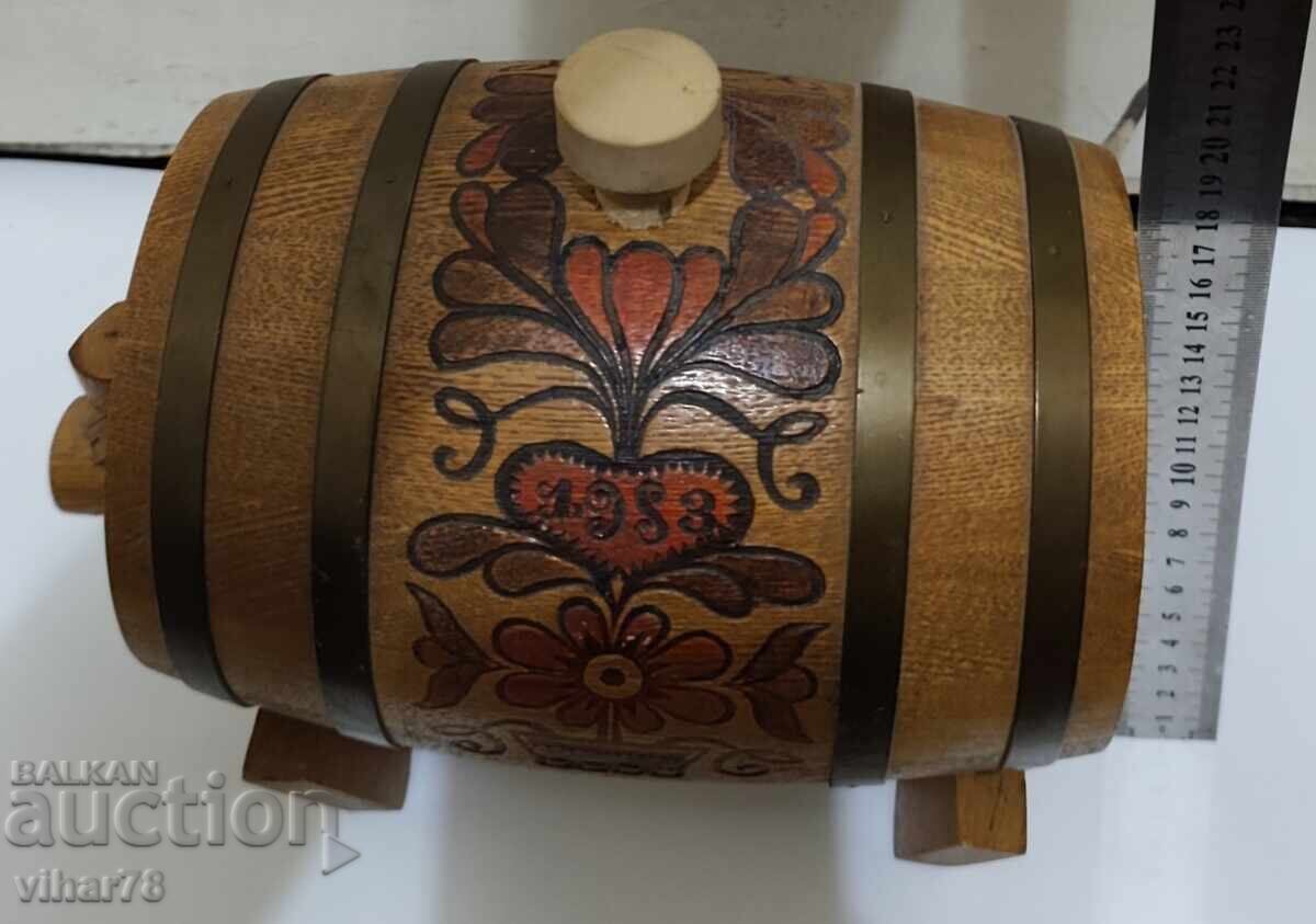 Livrarea Butoiaș decorativ