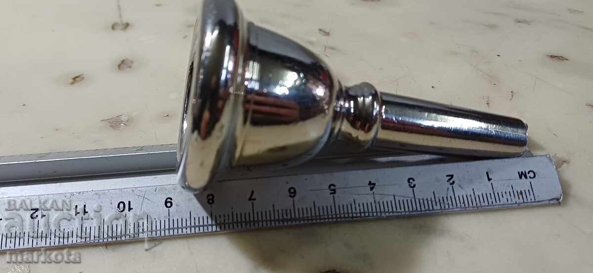 Delivery of Large silver-plated mouthpiece Delivery of Large silver-plated mouthpiece