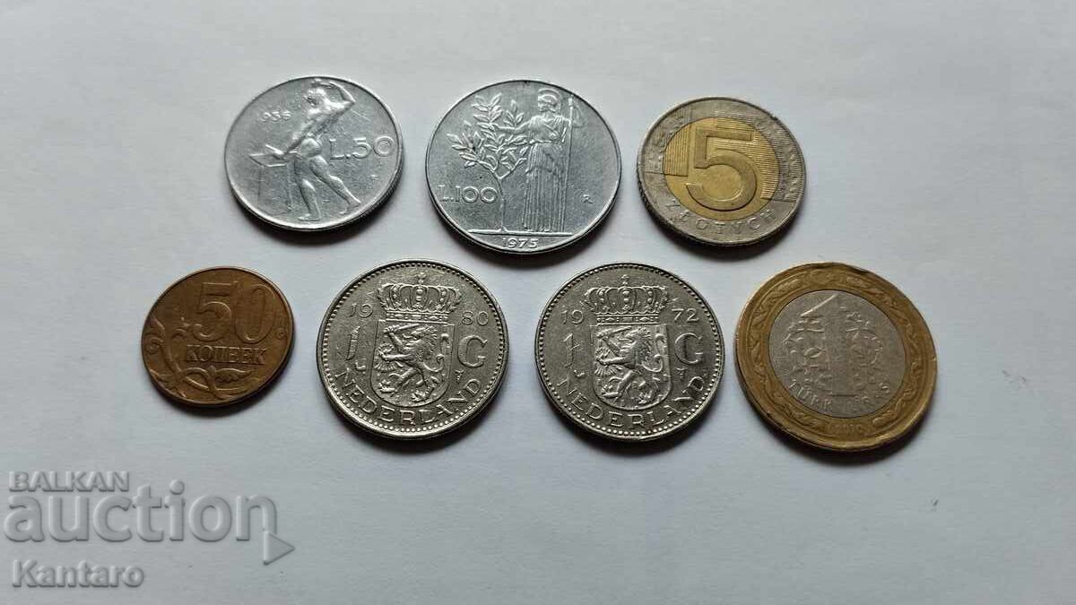 Monede străine - 7 bucăți cu preț € 1.02 | 1.99 BGN