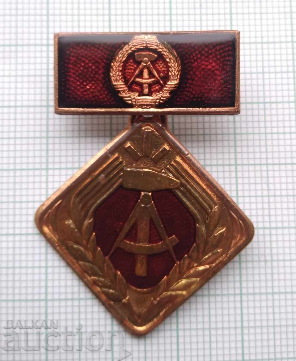 Auction 19284 Socialist Labor Activist Germany with Box Auction 19284 Socialist Labor Activist Germany with Box