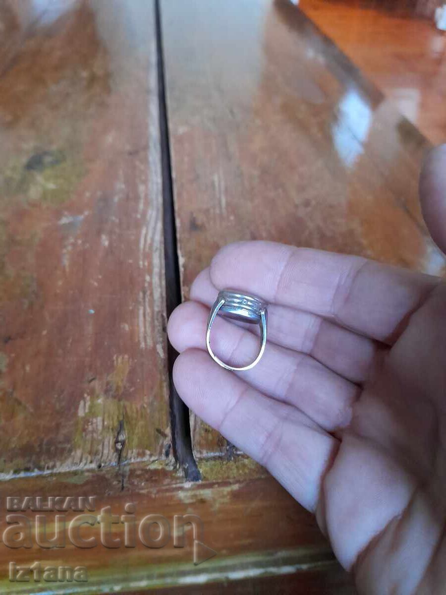 Inel vechi, ceas electronic Montana cu preț € 46.02 | 90.01 BGN