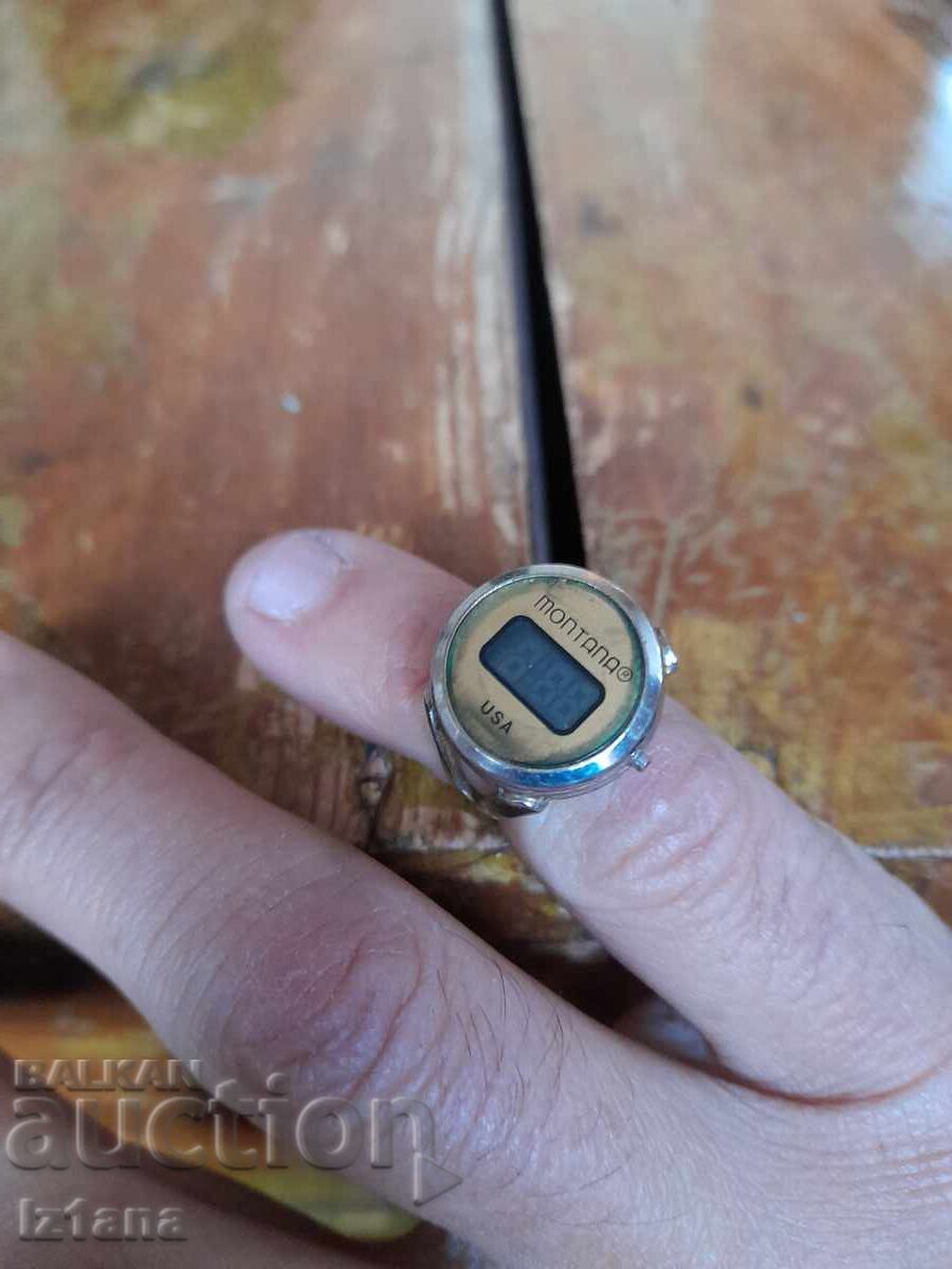 Livrarea Inel vechi, ceas electronic Montana