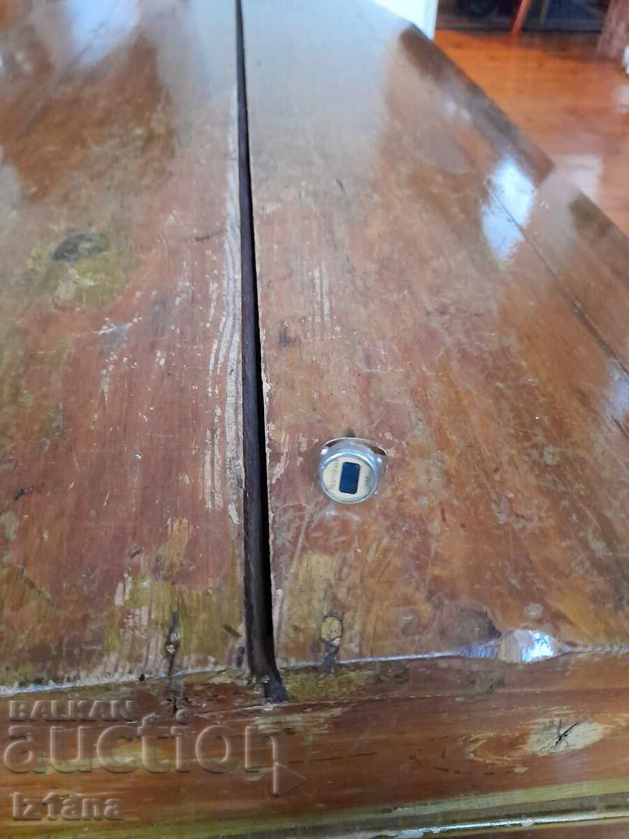 Inel vechi, ceas electronic Montana