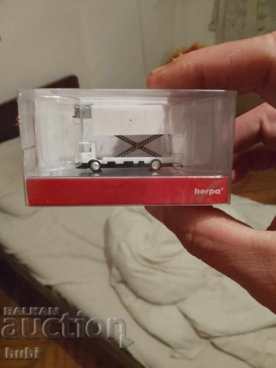 Φορτηγάκι 1/200