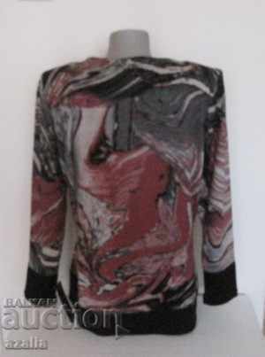 Livrarea Bluza frumoasa noua