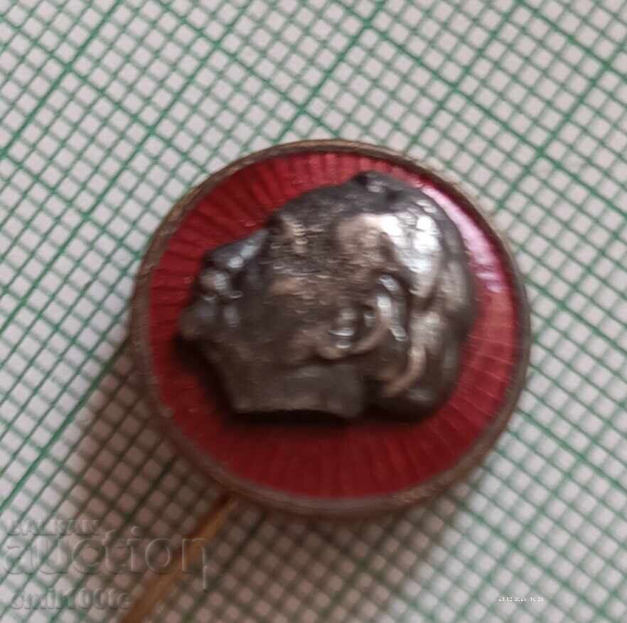 Insigna - Georgi Dimitrov cu preț € 1.02 | 1.99 BGN Insigna - Georgi Dimitrov cu preț € 1.02 | 1.99 BGN