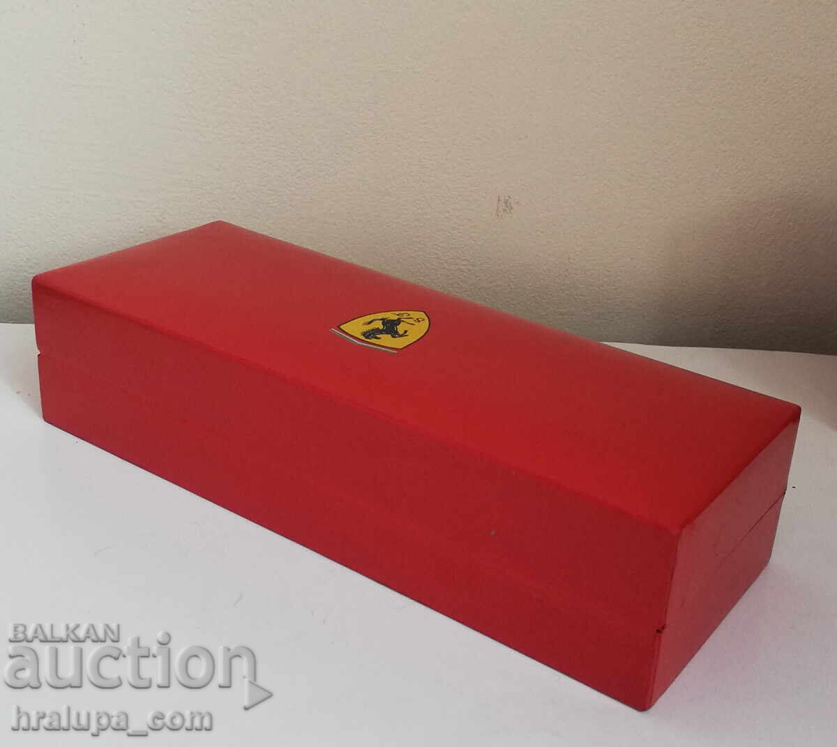 Livrarea Cutie pentru stilou chimic Sheafer Ferrari Livrarea Cutie pentru stilou chimic Sheafer Ferrari