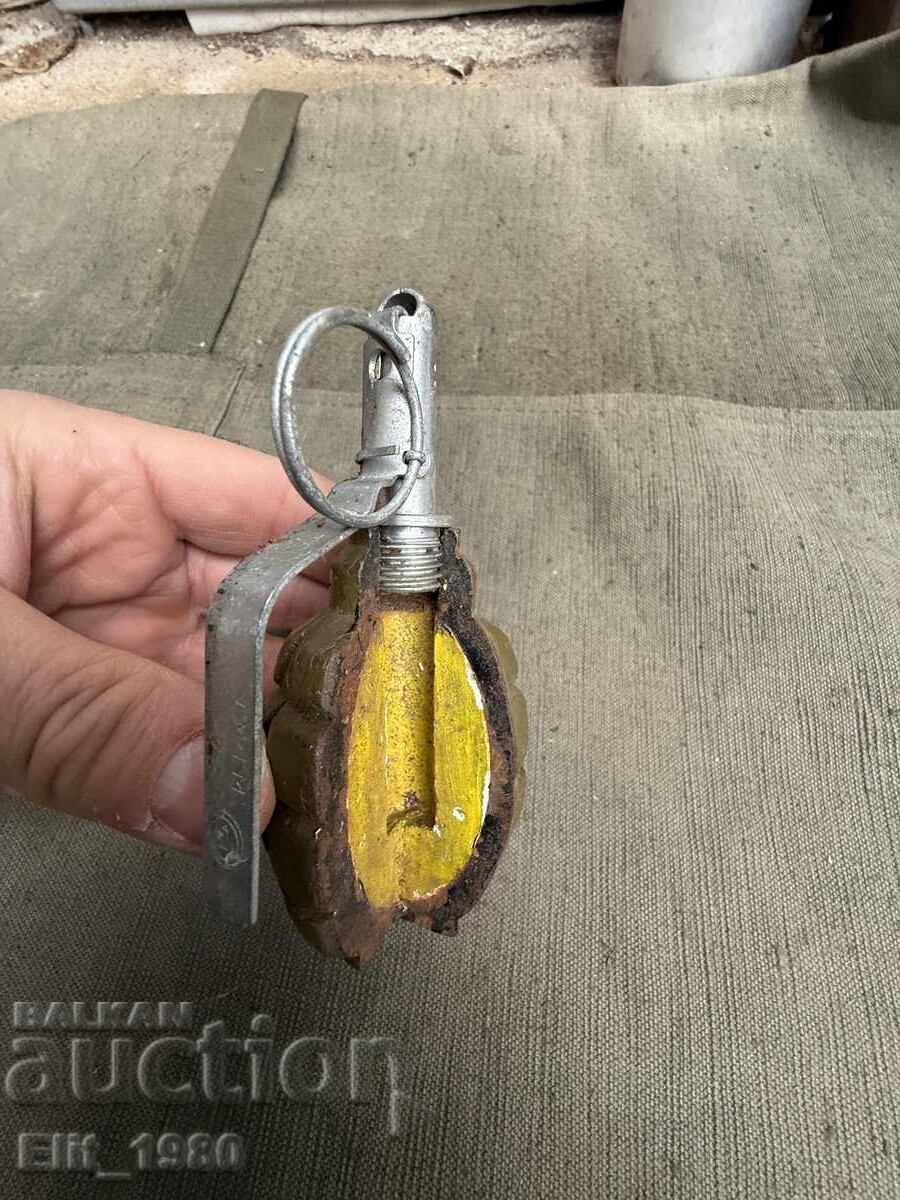 Licitație Grenadă de mână