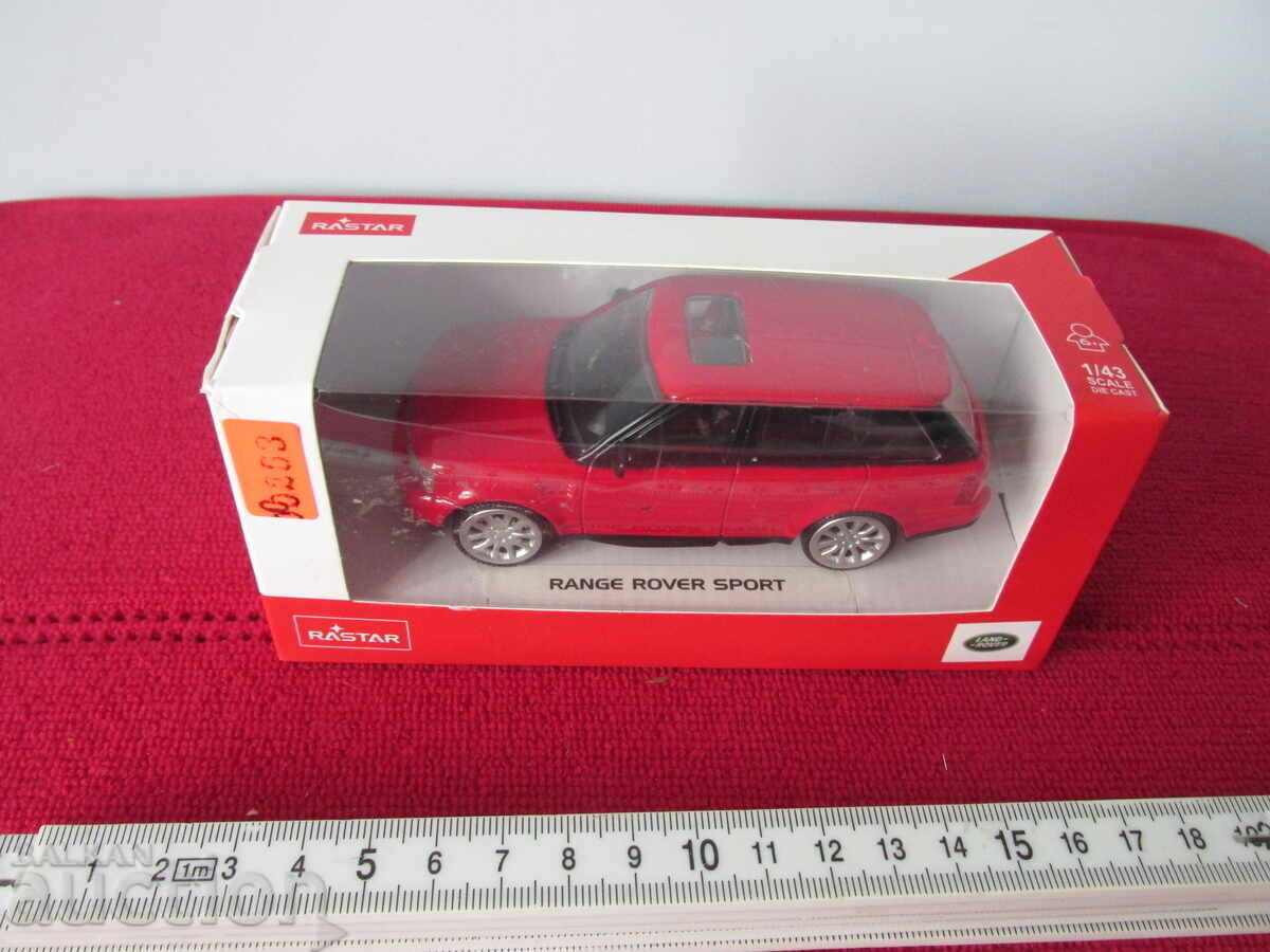 Cărucior 1/43 Range Rover cu preț € 7.00 | 13.69 BGN