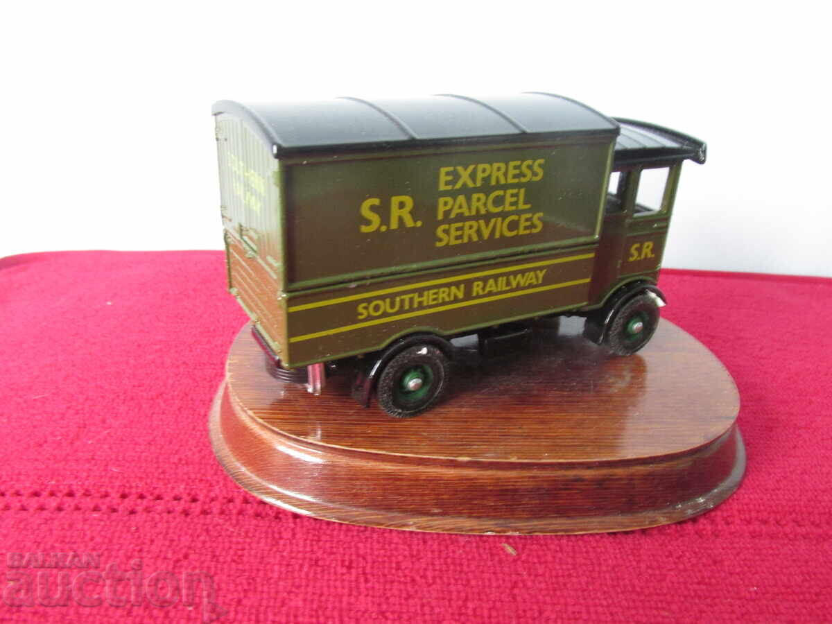 Количка Корги с цена € 10.23 | 20.01 лв. Количка Корги с цена € 10.23 | 20.01 лв.