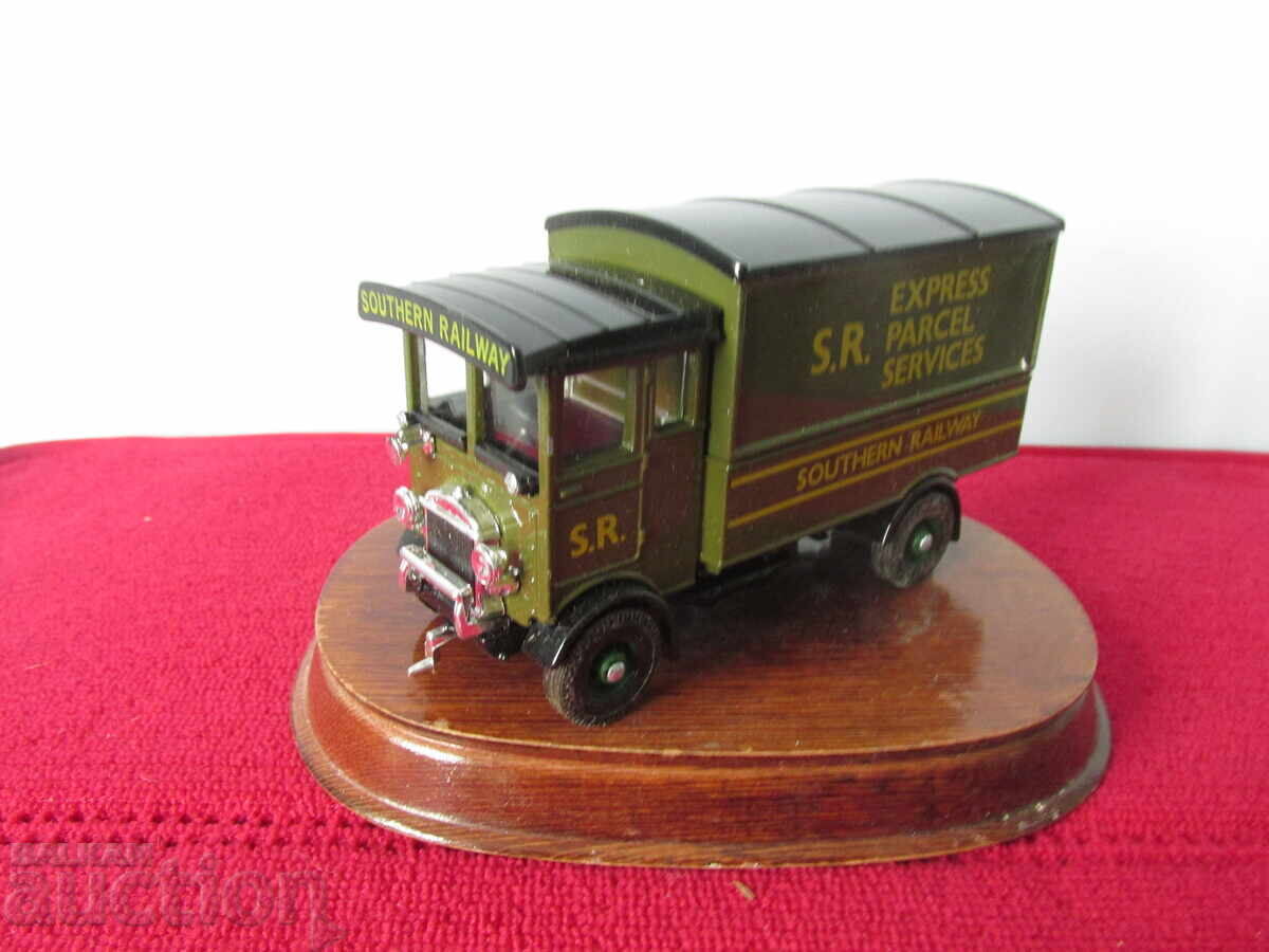 Количка Корги Количка Корги