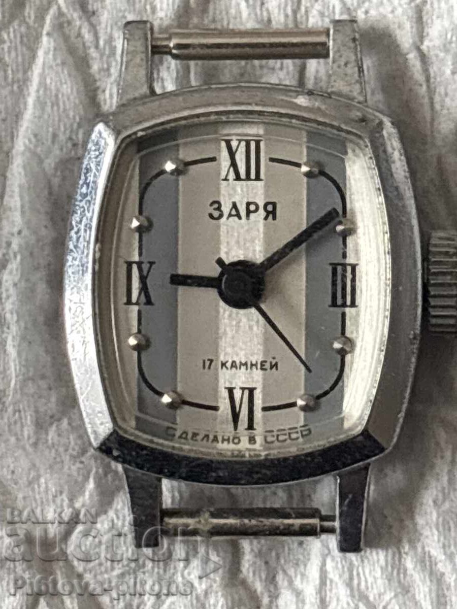 Ceas rusesc de damă Ceas rusesc de damă