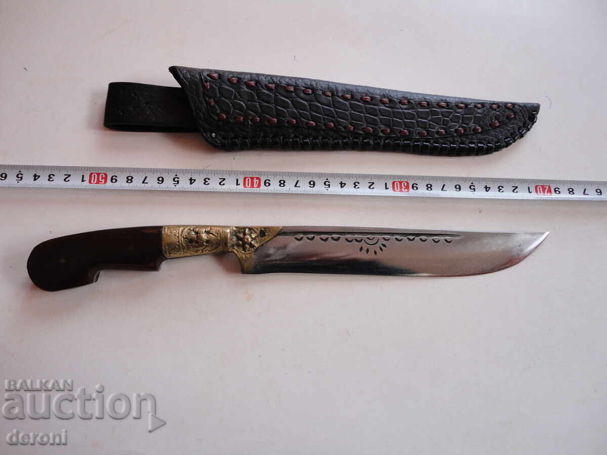 Εξαιρετικό κυνηγετικό μαχαίρι με θήκη 2