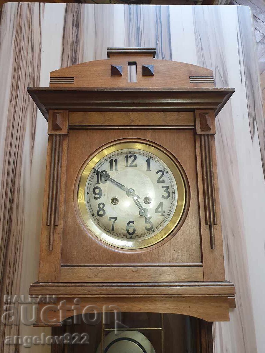 Ceas de perete german GUSTAV BECKER SILESIA cu preț € 24.00 | 46.94 BGN