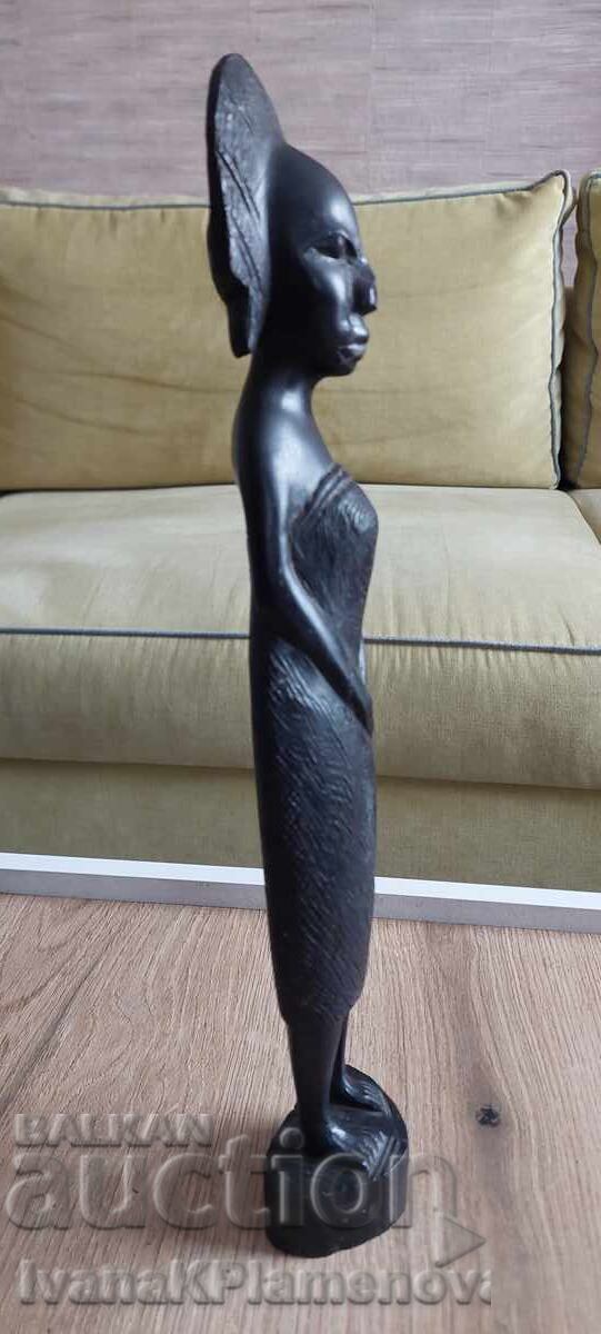 Sculptură în lemn masiv pentru colecționari 37cm cu preț € 18.00 | 35.21 BGN
