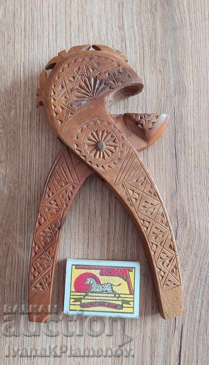 Spărgător de nuci sculptat în lemn pentru cunoscători, excelent - 7