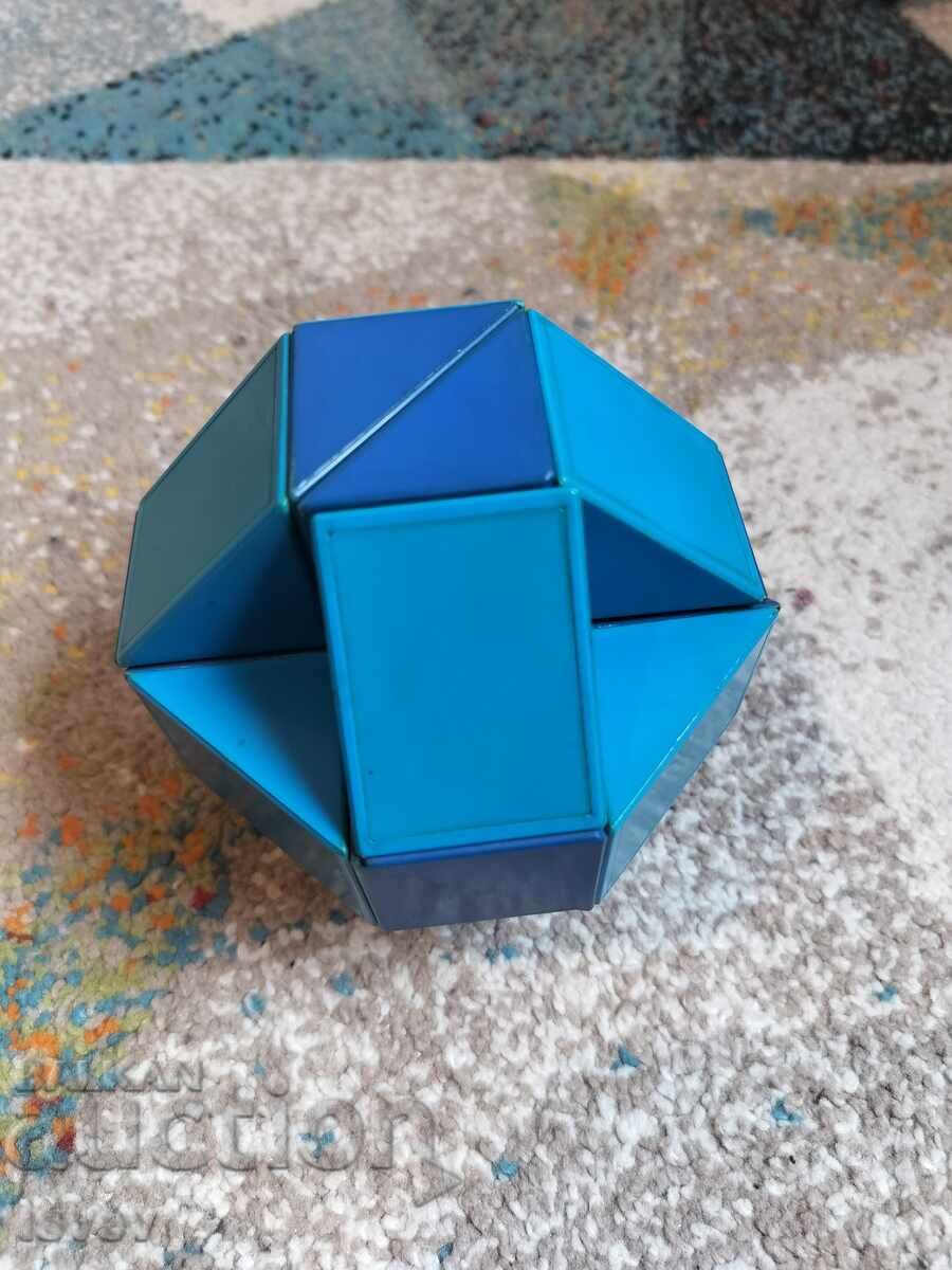 Оригинална Змия на Рубик Оригинална Змия на Рубик