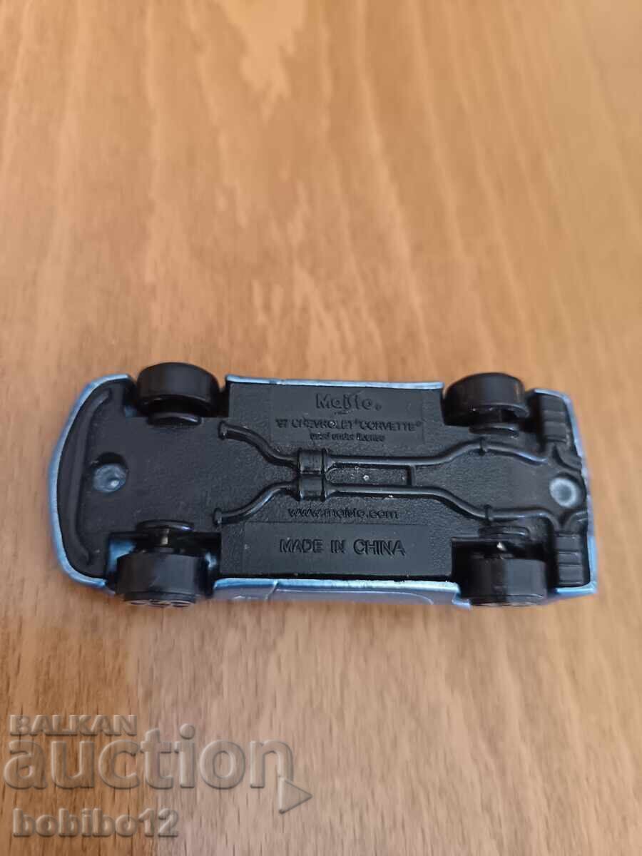 Metal car Chevrolet /MAISTO '97 CHEVROLET CORVETTE - 6