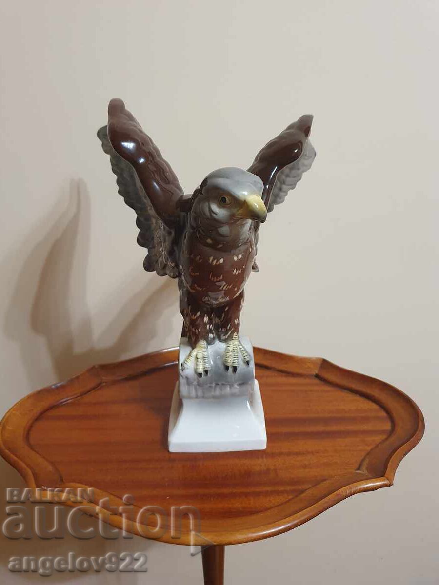 Παράδοση Πανέμορφο πορσελάνινο αγαλματίδιο με σημάδια!!! Παράδοση Πανέμορφο πορσελάνινο αγαλματίδιο με σημάδια!!!