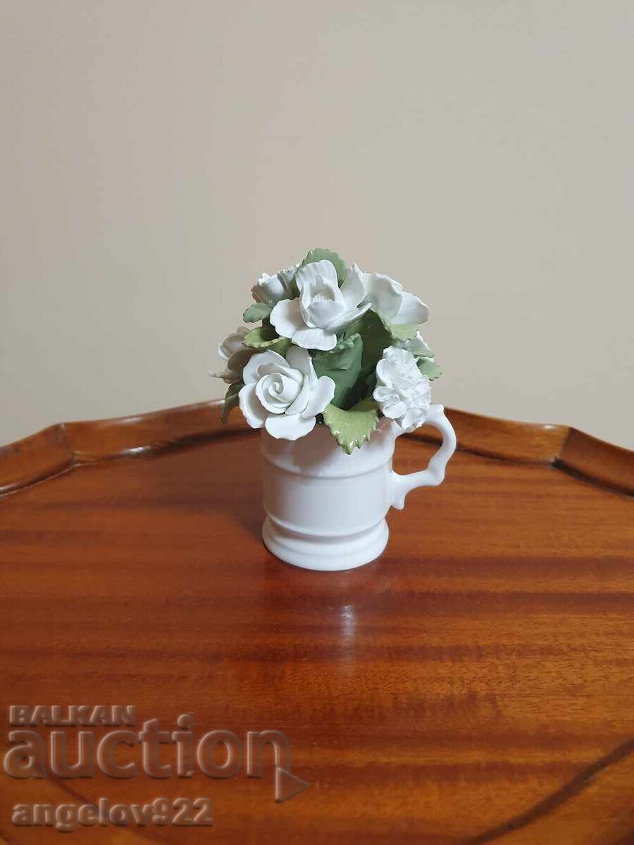 Decorațiune din porțelan englezesc AINSLEY