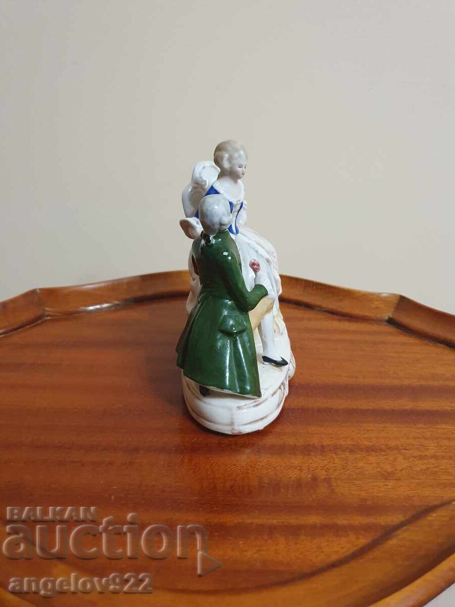 Licitație Figurină statuetă veche din porțelan german!!!