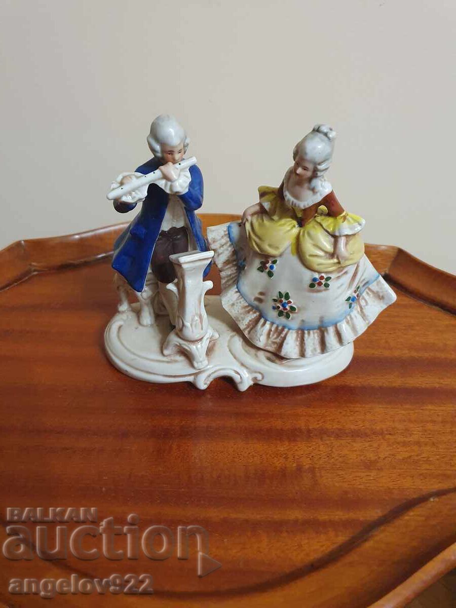Figurină statuetă veche din porțelan german!!! cu preț € 1.61 | 3.15 BGN