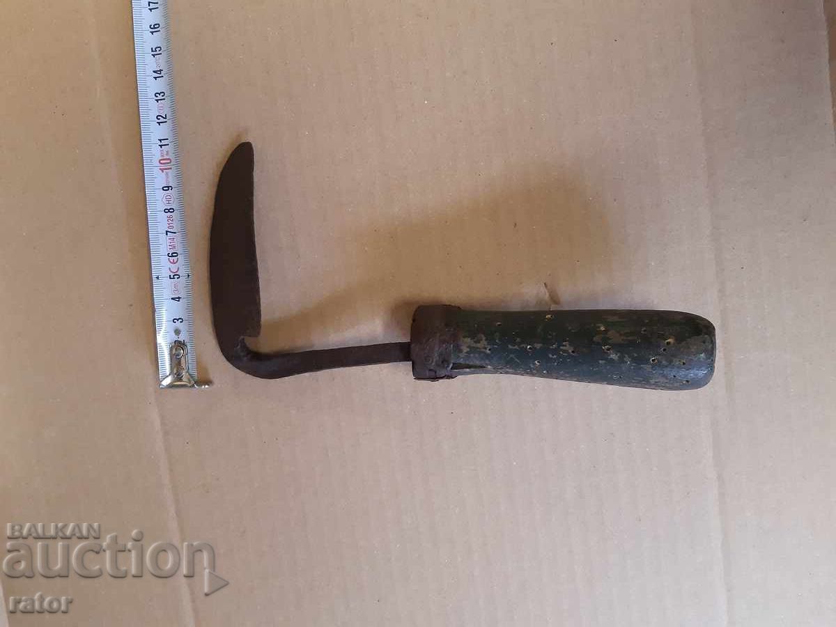 Auction Farrier's tool for hooves, horseshoes, horse, farrier Auction Farrier's tool for hooves, horseshoes, horse, farrier