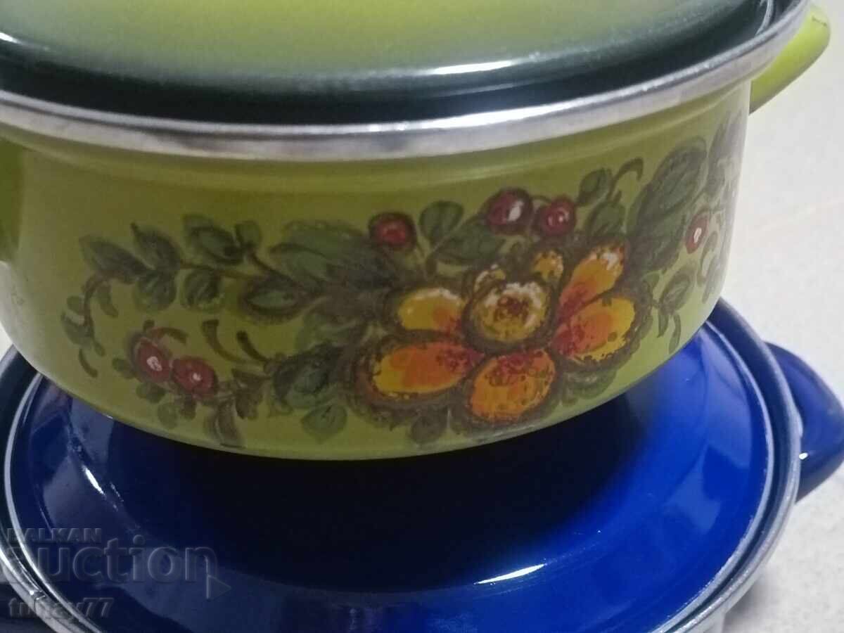 West German Cooking Pots, Enamel, Solid - 6