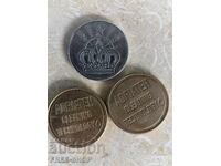 O mulțime de jetoane