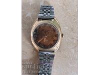 Часовник AU10 -Работи